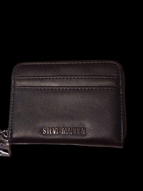Steve Madden(BCOBAIN) Black Leather Zip Card Holder